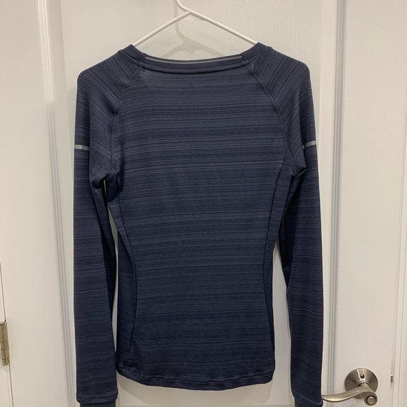 ADIDAS TOP - Picture 2 of 7